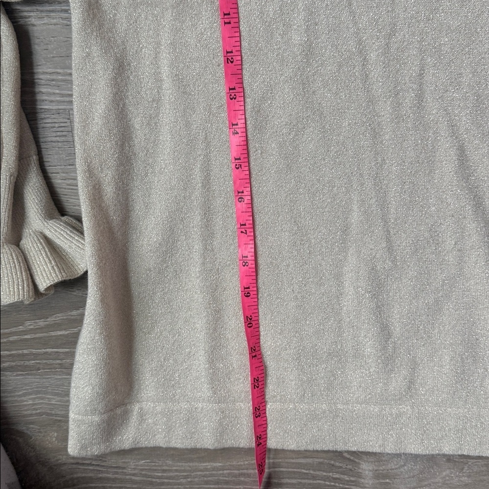 Tuckernuck Ivory Shimmer Edie Ruffle Sweater Large - Picture 8 of 8